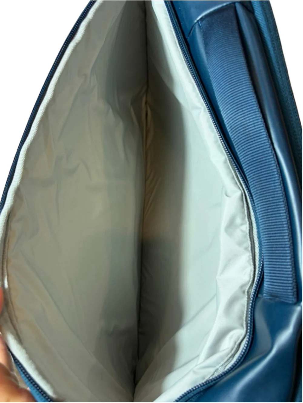 Osprey Transporter Boarding Bag Carry On Travel Shoulder Duffel Navy Blue
